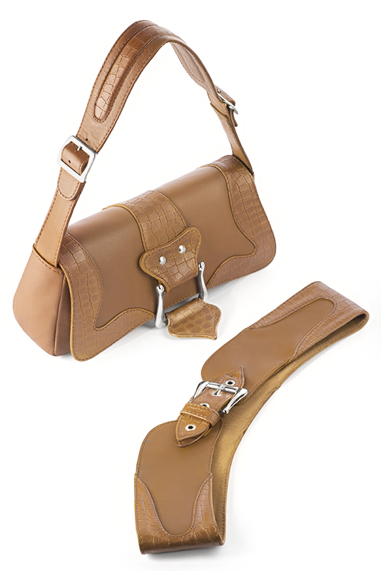 Camel beige women's dress handbag, matching pumps and belts. Worn view - Florence KOOIJMAN